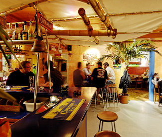 Restaurant und Bar a